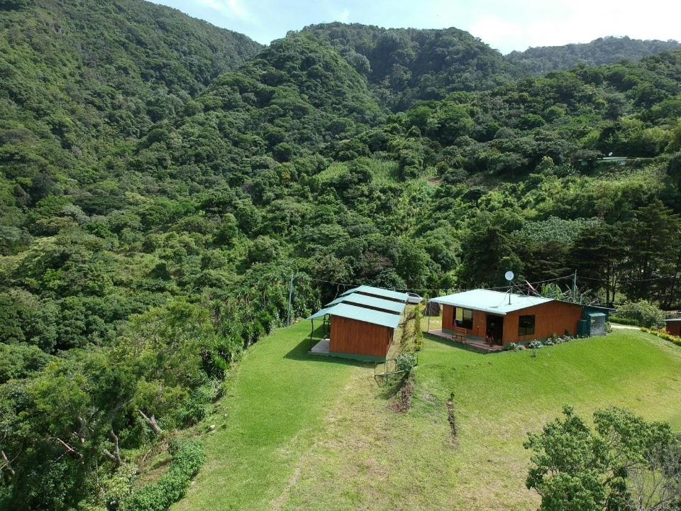 Casitas De Montana Cabuya Hotel Monteverde ภายนอก รูปภาพ