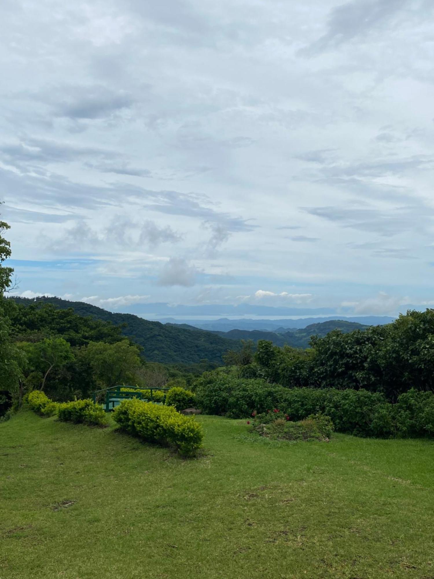 Casitas De Montana Cabuya Hotel Monteverde ภายนอก รูปภาพ